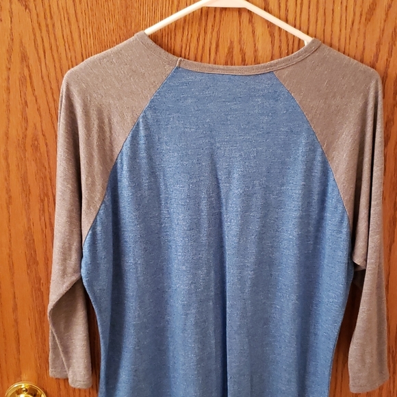 LuLaRoe top - Picture 2 of 3